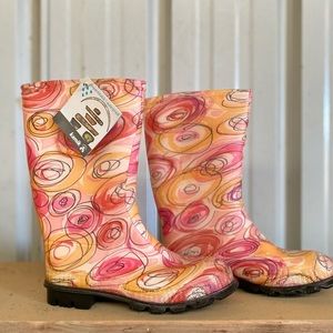 BNWT KAMIK kids boots